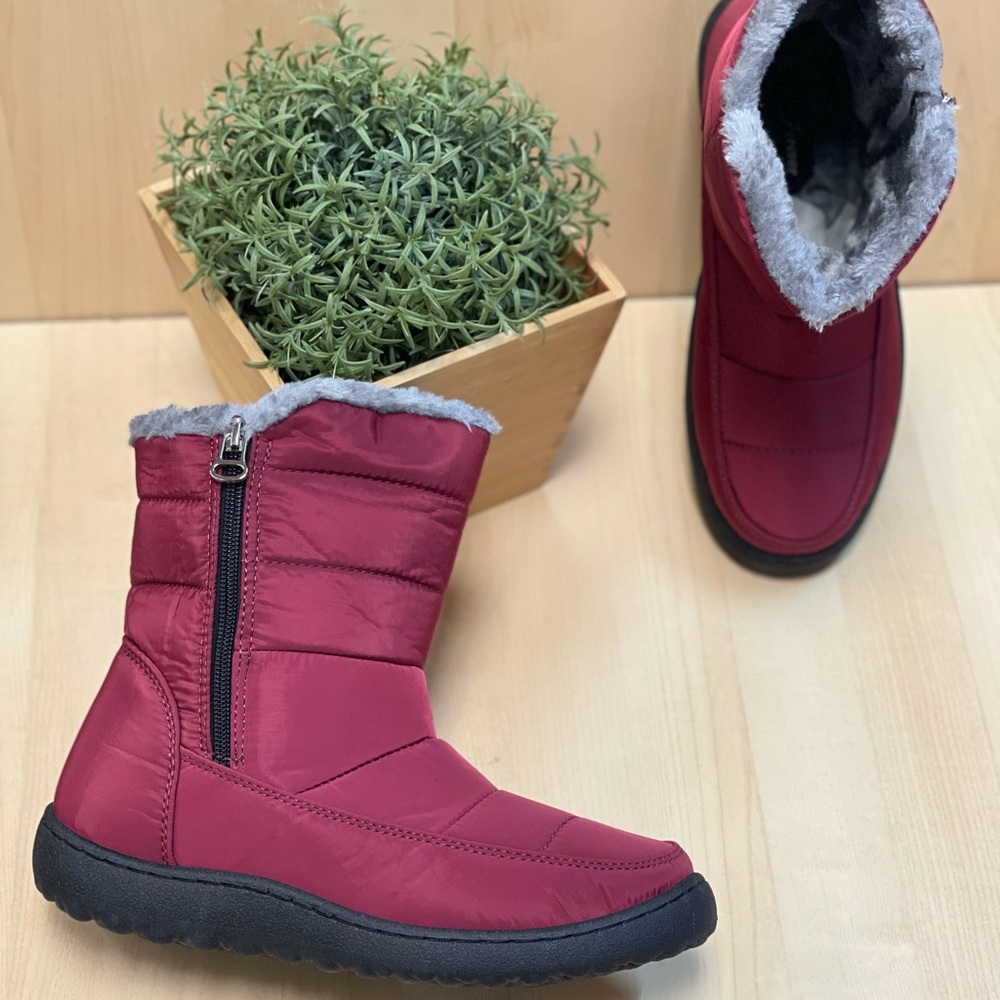 Wine snow boots